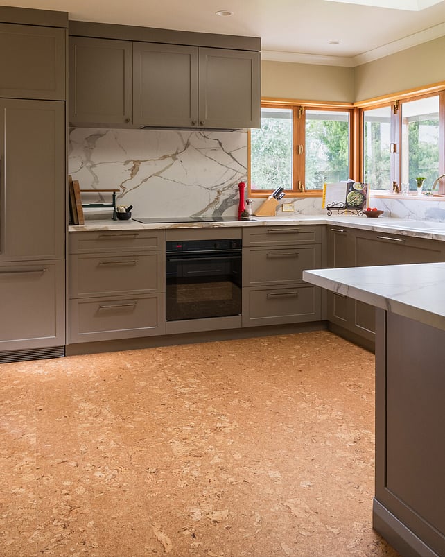 Wood look flooring in cork in a modern kitchen.