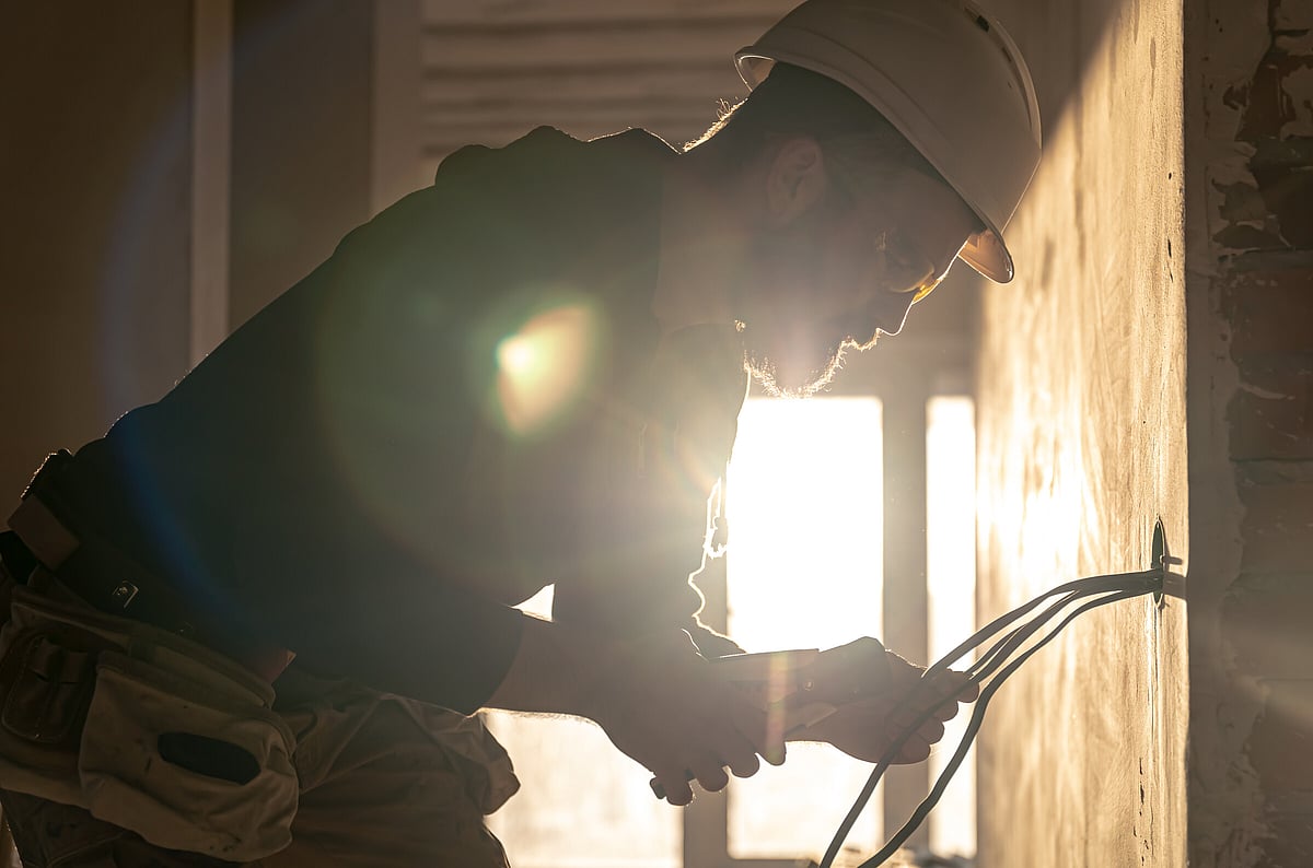 R C Electrics Ltd logo