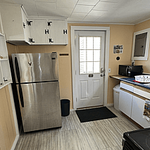 Pet-friendly hotel near Hampton Beach