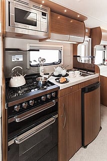 Central gallery, allows two family to enjoy more space, large fridge and cooker