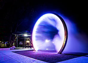 Misting system producing fog in a ring light special effect