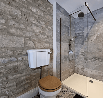 The Last Bank W/C & Shower