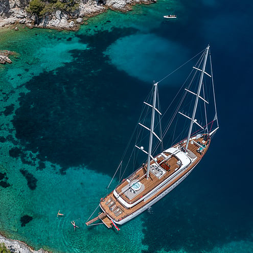 Love Story Yacht