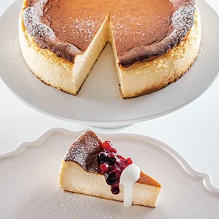 Pastry chef Tea Mamut