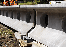 PTG concrete stressbar close-up, under construction