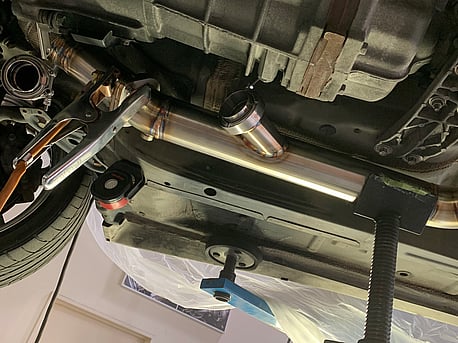 wastegate pipe into exhaust