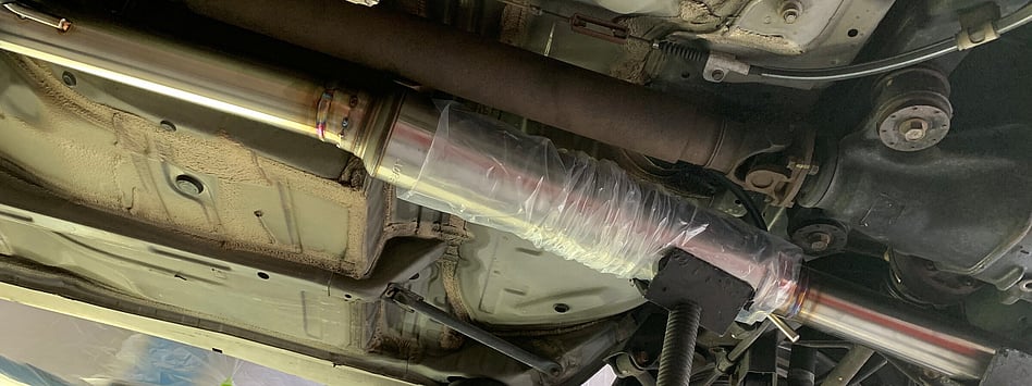 exhaust with resonator 
