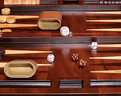 Kauri backgammon