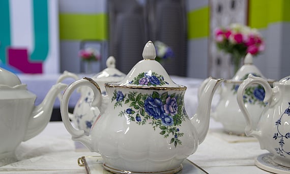 high tea party teapots