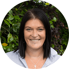 Debs Strachan Vet South