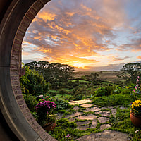 Hobbiton Movie Set