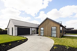 SOLD - 23 The Meadows Dr, Flagstaff$1,450,000