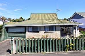 SOLD - 1/1 St Olpherts Ave, Hamilton East$605,000