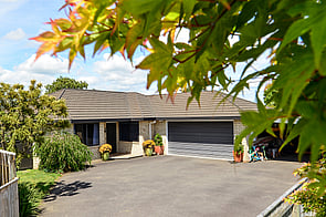 SOLD - 21 Mangakoea Pl, St Andrews$951,000