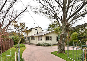 SOLD - 35 Queenwood Ave, Queenwood$662,000