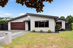 SOLD - 8 Ellsworth Pl, Chartwell$970,000
