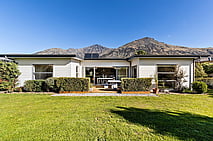 SOLD, March 2021 - 12 Mystery Grove, Lake Hayes Estate