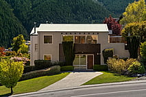 SOLD, October 2023 - 1A Kent Street, Queenstown