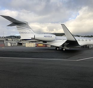 Aircraft detailing in airport