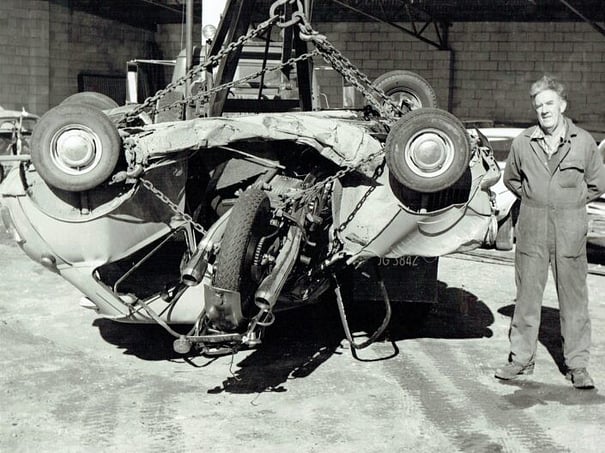 Rowes towing truck