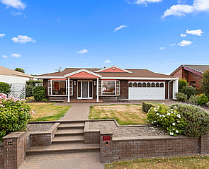42 Ellerslie Avenue  - FEBRUARY 2020