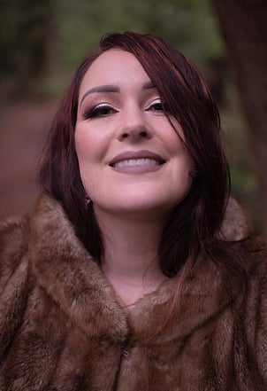 The Face Behind the Candles - Hi! Welcome!