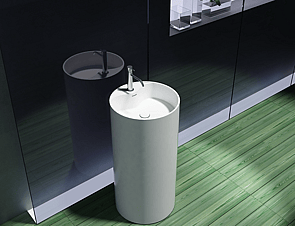 Giada Freestanding