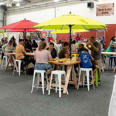 HLIVE SEAT & EAT ZONE - Sit down, relax and enjoy a glass of wine, beer or cider and indulge in a plate of delicious food from an array of pop up eateries.