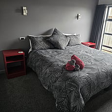 Generous bedroom at 14a Cologne St