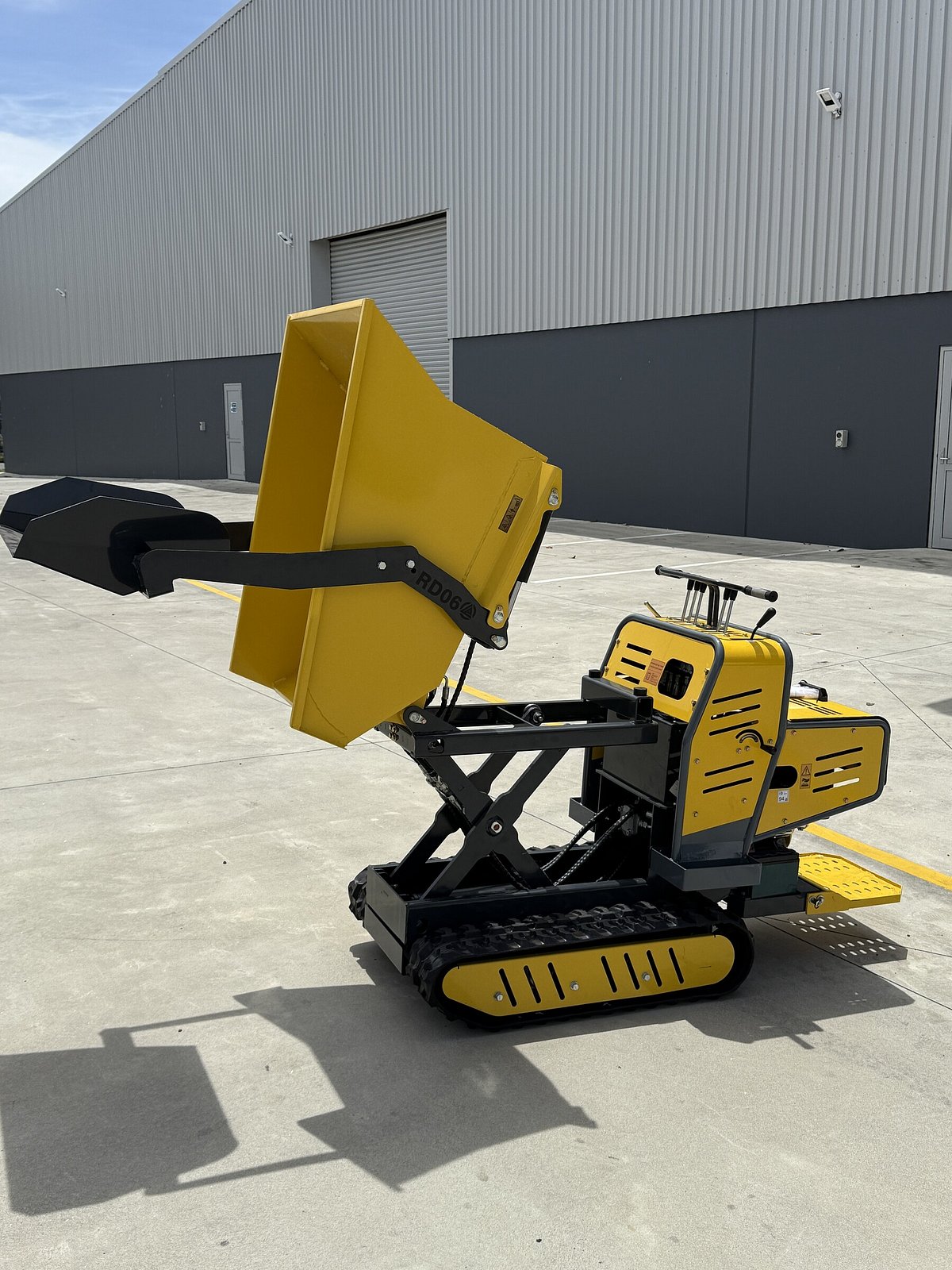 Rippa Rd06 RIPPA RD06 Tracked Self Loader | Mini Skid Steer NZ