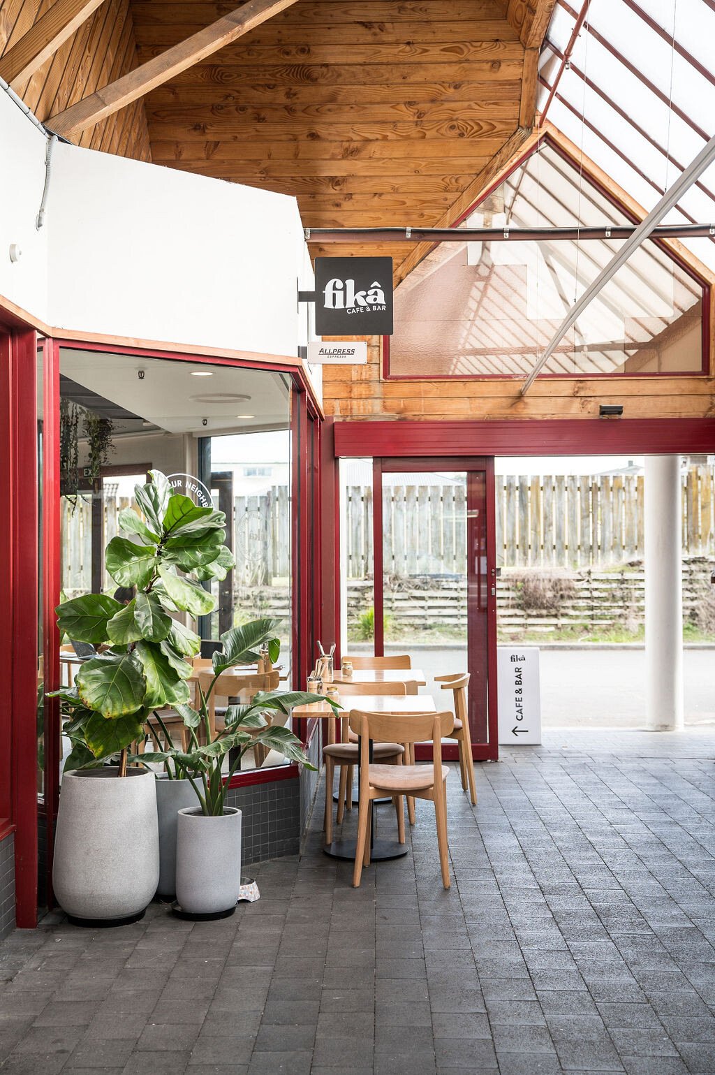 Fikâ Cafe & Bar
