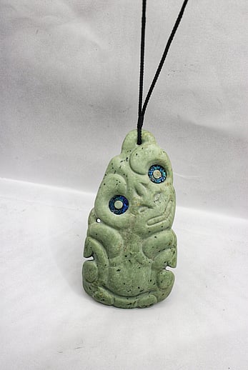 Nephrite