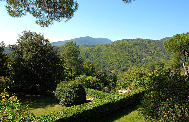 Le Domaine de Mazet, in Monoblet (Gard), in the Southern C&eacute;vennes, stretches over 78 hectares, of which 10 hectares are dedicated to the culture of organic medicinal plants certified by Ecocert.