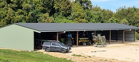 Large pole shed