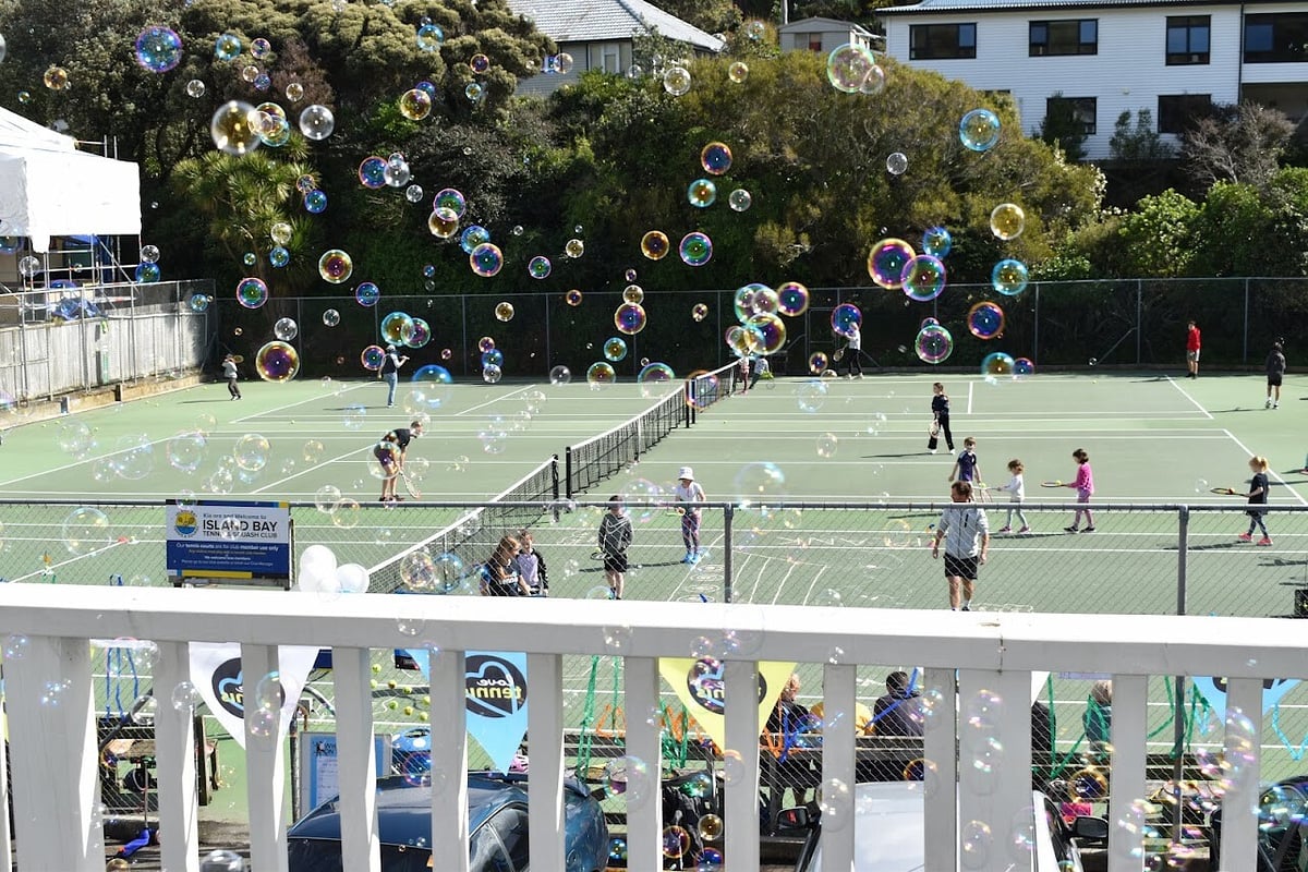 Island Bay Tennis Club outdoor tennis courts in Wellington, Wellington - 3 courts, hard