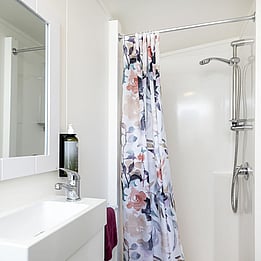 Unit 18 bathroom