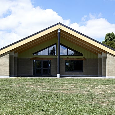 Exterior of Tapapa Marae