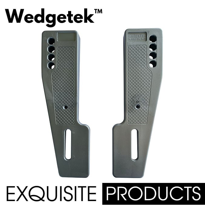 outboard motor transom wedge