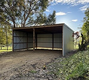2 bay pole shed canterbury