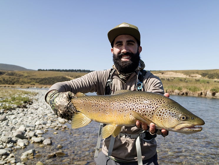 gin clear, fly fishing, NZ, New Zealand flyfishing, wild trout, brown trout, trophy trout. Todd Adolph NZ tourism, travel fluefiske flugfiske back country explore Queenstown, Otago, Southland Fiordland Wanaka