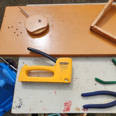 Beekeeping tools