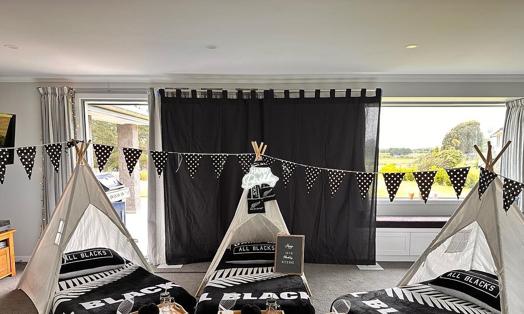 ALL BLACKS