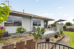 SOLD - 2 Wattle Pl, Chartwell$565,000