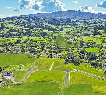 Image of section lots at Amber Views, Collinson Street subdivision. Pirongia. House & Land packages with Whitechurch Construction, quality Waikato builders.