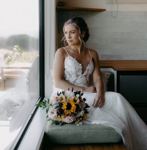 Fresh seasonal vintage-style wedding bouquet by Raglan Florist Wild About Eve