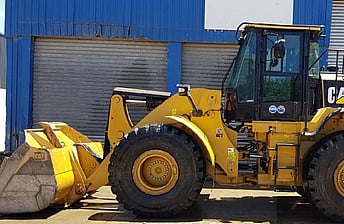 side view of Cat (Caterpillar) 950k wheel loader for hire