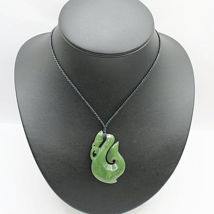  Genuine Hand Carved NZ Greenstone Pounamu Hei Manaia Pendant