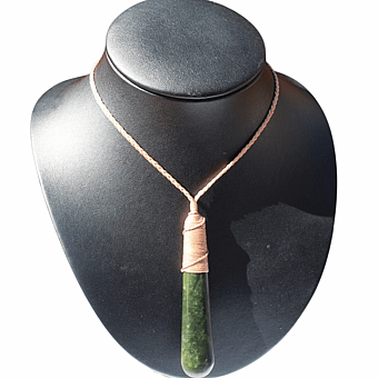 Genuine Hand Carved NZ Greenstone Pounamu Drop Pendant