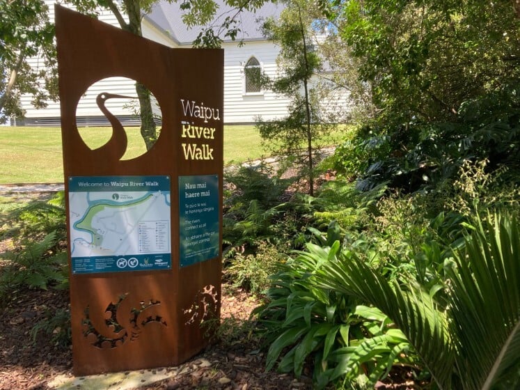 Top quality branded signs for your business | Hue Creative