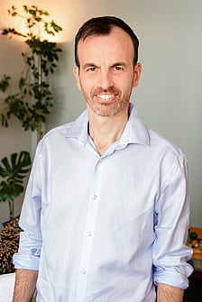 Sebastian Tucker - B.A.(Hons), B.Sc. (Hons) Ost. Reg. Osteopath, MONZ